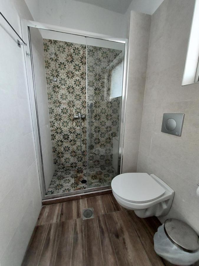 Aqua Apartments Loutra Elenis Eksteriør billede